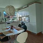 Charming In A Cozy In Apartment Stege